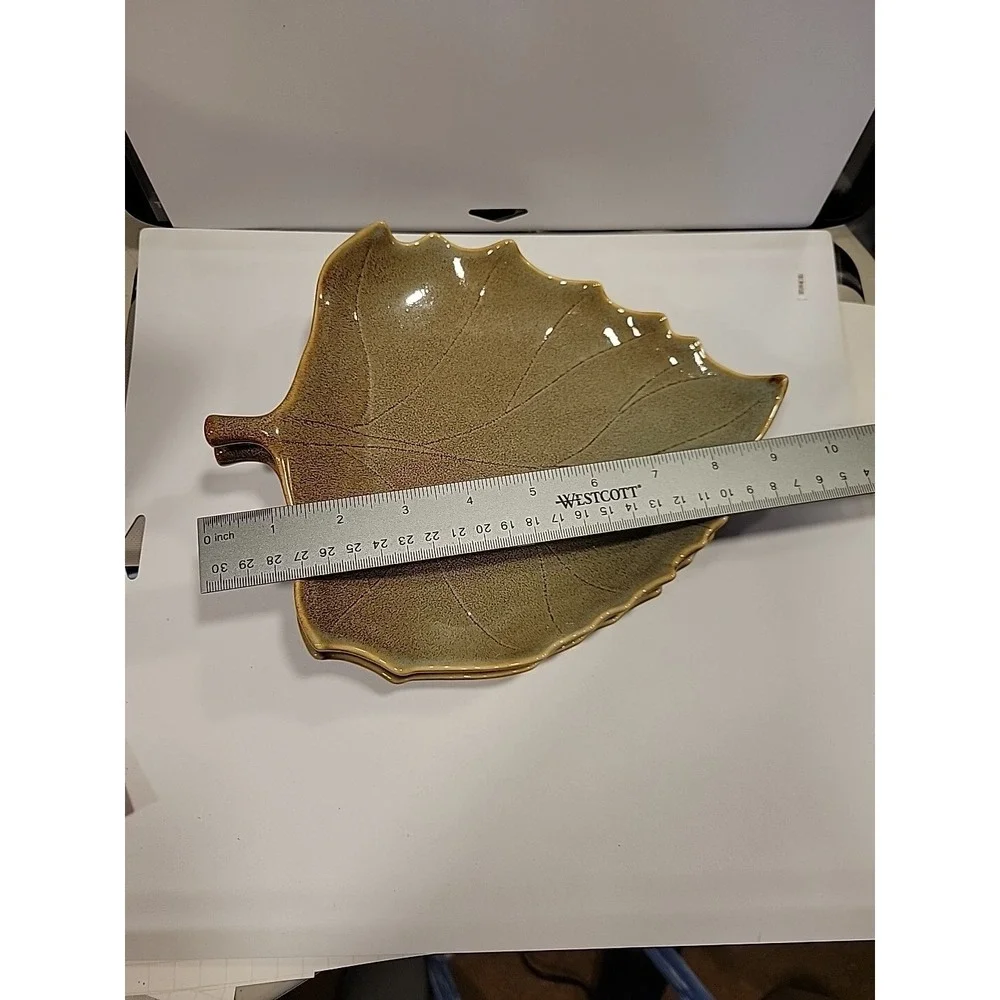 Dine By HDDESIGNS SET 2 Leaf Plates